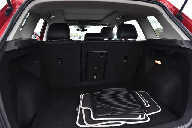 Volkswagen Taos Vehicle Image 26