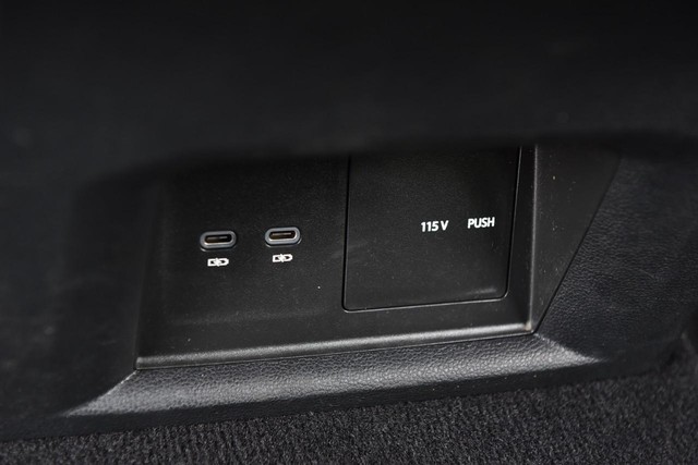 Volkswagen Atlas Vehicle Image 24