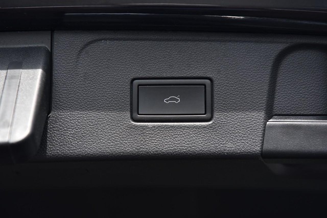 Volkswagen Atlas Vehicle Image 27