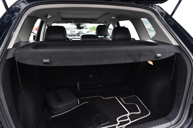 Volkswagen Taos Vehicle Image 24
