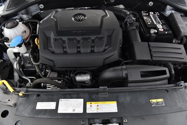 Volkswagen Passat Vehicle Image 27