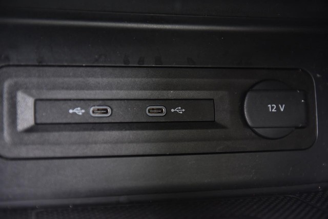 Volkswagen Atlas Vehicle Image 16