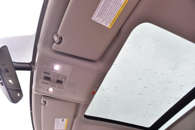 Volkswagen Atlas Vehicle Image 21