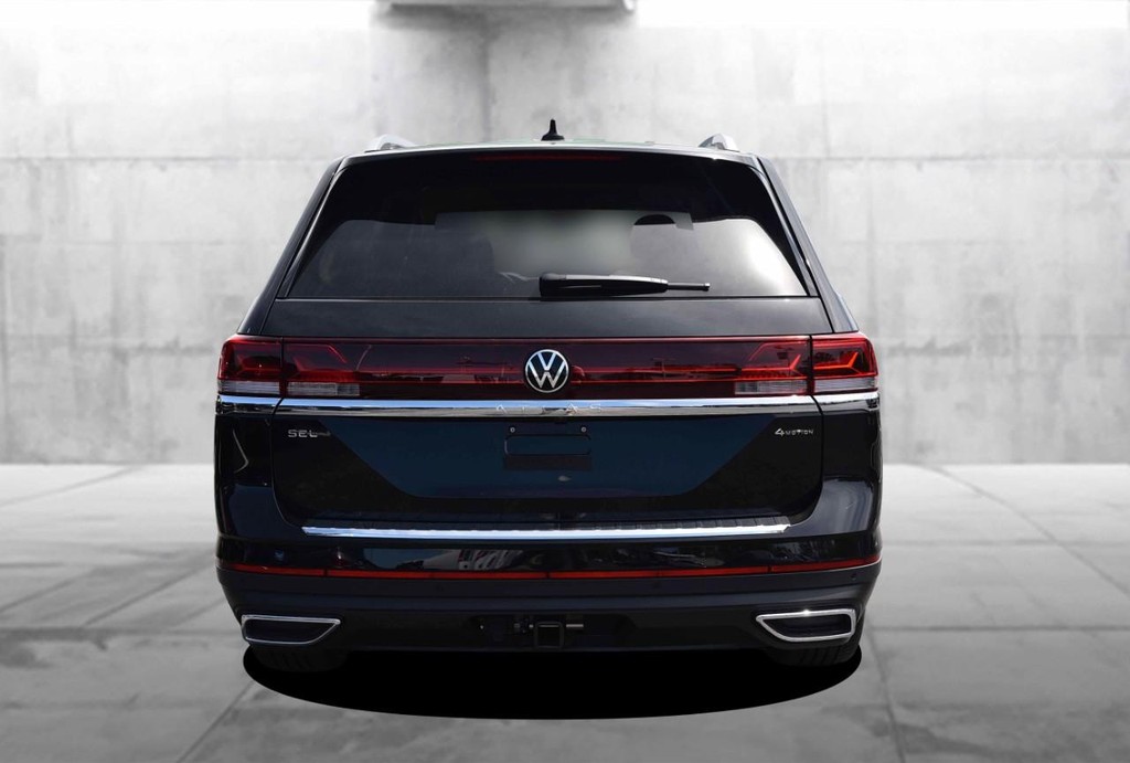 Volkswagen Atlas Vehicle Full-screen Gallery Image 6