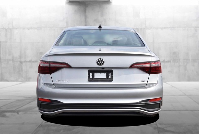 Volkswagen Jetta Vehicle Image 06