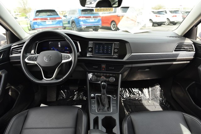 Volkswagen Jetta Vehicle Image 07