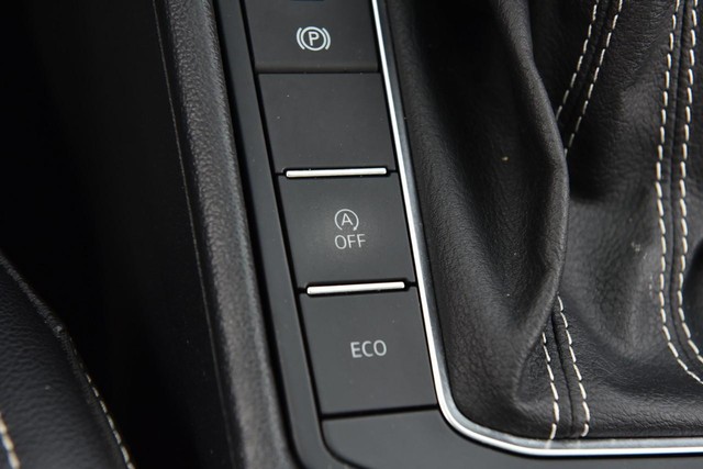 Volkswagen Jetta Vehicle Image 18