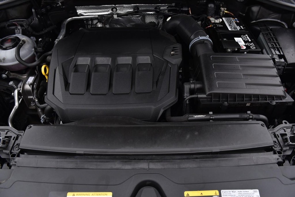 Audi Q3 Vehicle Full-screen Gallery Image 30