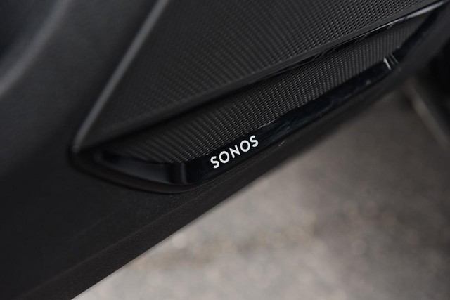 Audi Q3 Vehicle Image 10