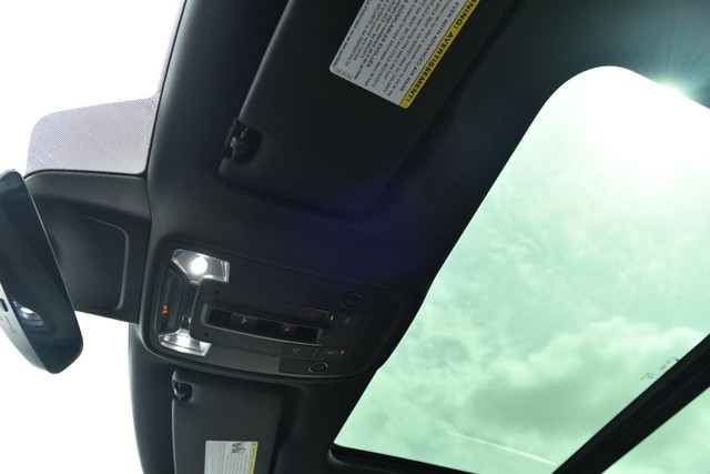 Audi Q3 Vehicle Image 24