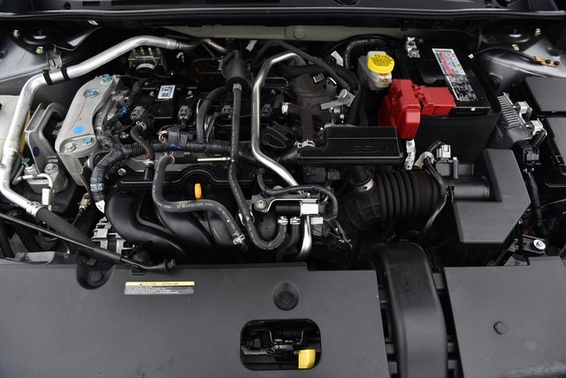 Nissan Sentra Vehicle Image 23