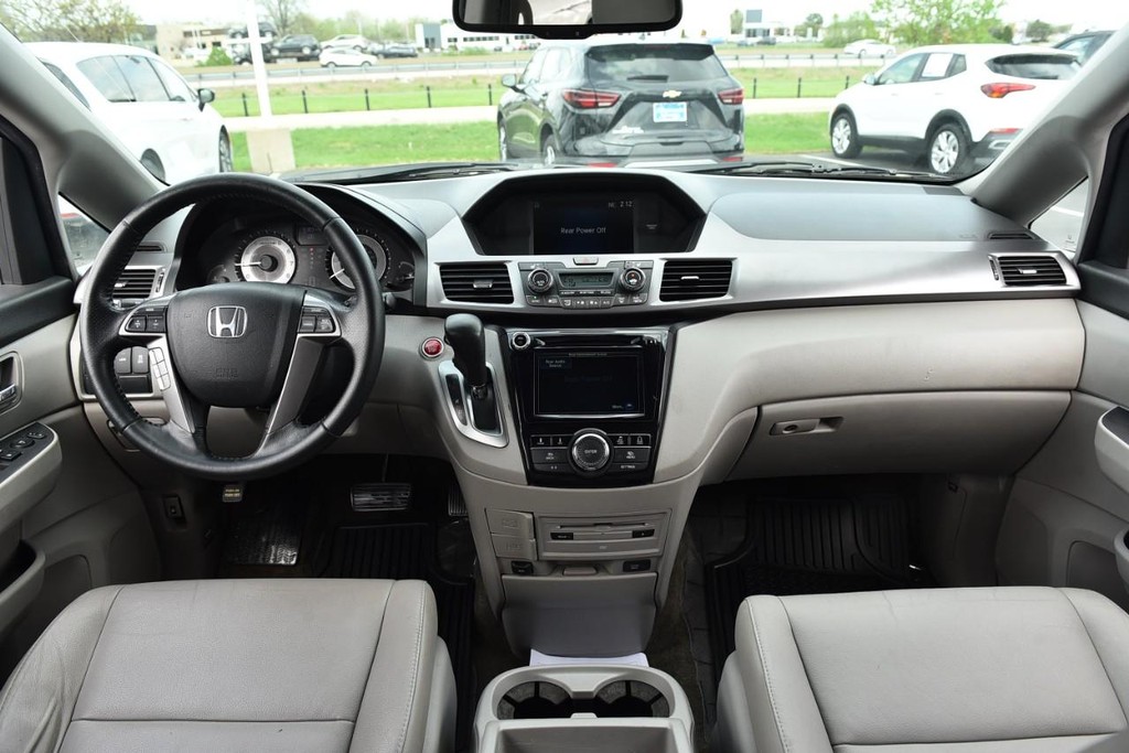 Honda Odyssey Vehicle Full-screen Gallery Image 7