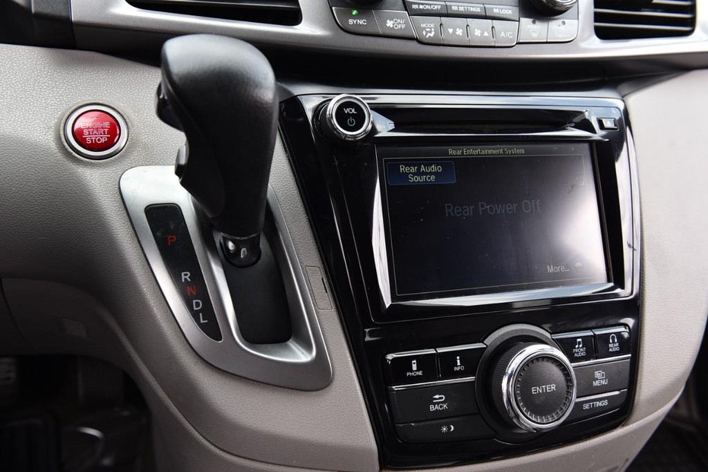 Honda Odyssey Vehicle Full-screen Gallery Image 14