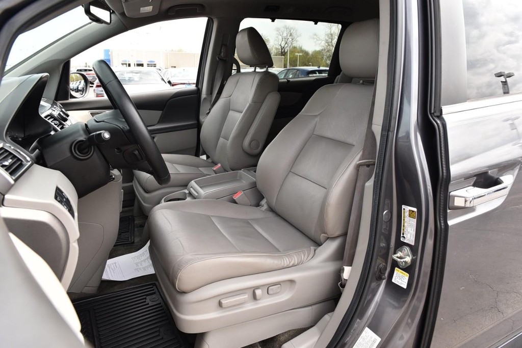 Honda Odyssey Vehicle Full-screen Gallery Image 19