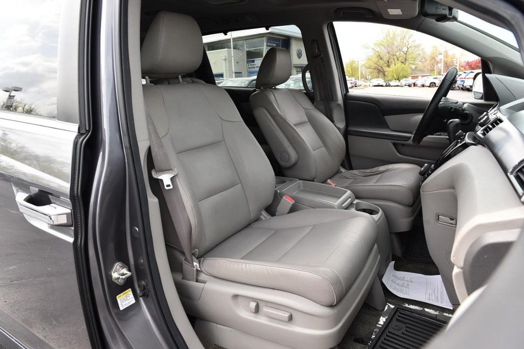 Honda Odyssey Vehicle Full-screen Gallery Image 20