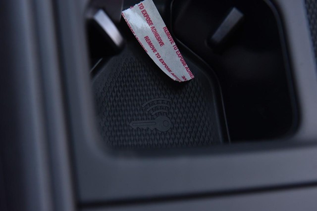 Volkswagen Tiguan Vehicle Image 16
