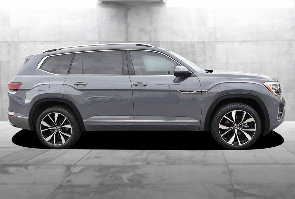 Volkswagen Atlas Vehicle Full-screen Gallery Image 5