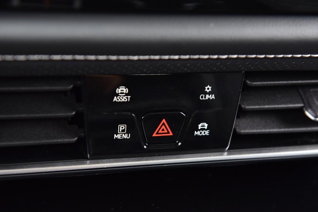 Volkswagen Atlas Vehicle Image 15