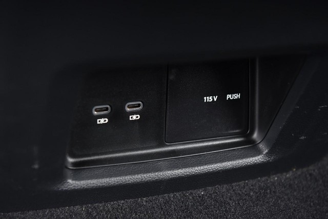 Volkswagen Atlas Vehicle Image 24