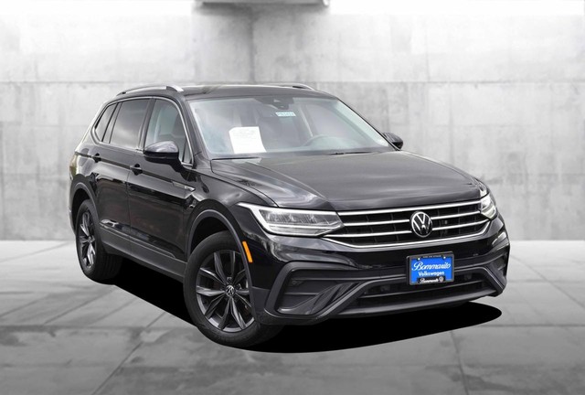 Volkswagen Tiguan Vehicle Image 02