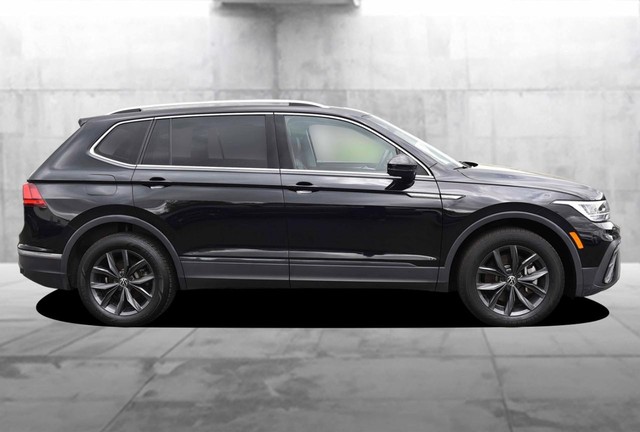 Volkswagen Tiguan Vehicle Image 05