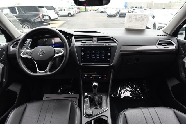 Volkswagen Tiguan Vehicle Image 07