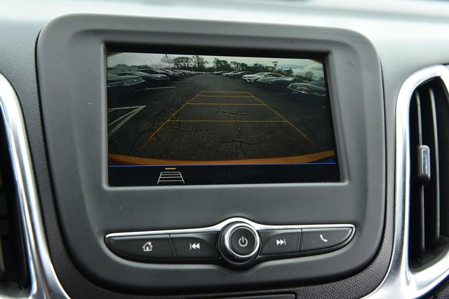 Chevrolet Equinox Vehicle Image 11