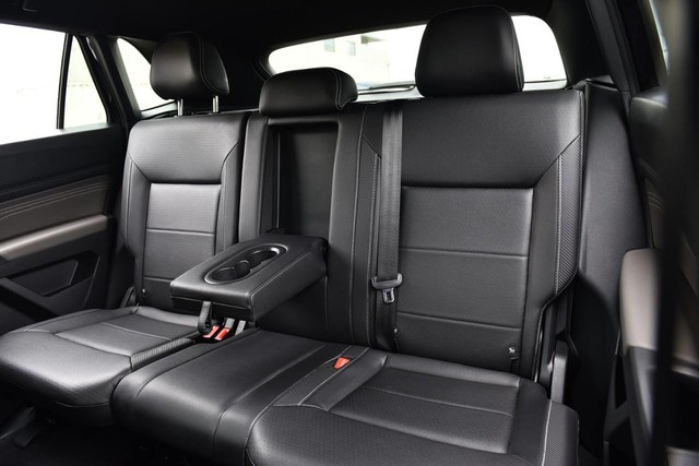 Volkswagen Atlas Cross Sport Vehicle Image 22