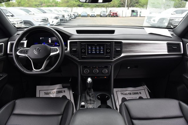 Volkswagen Atlas Cross Sport Vehicle Image 07