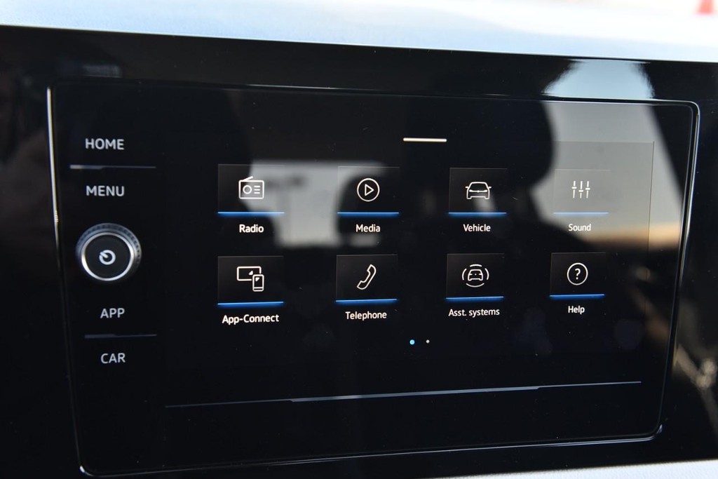 Volkswagen Taos Vehicle Full-screen Gallery Image 13