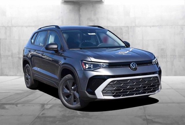 Volkswagen Taos Vehicle Image 02