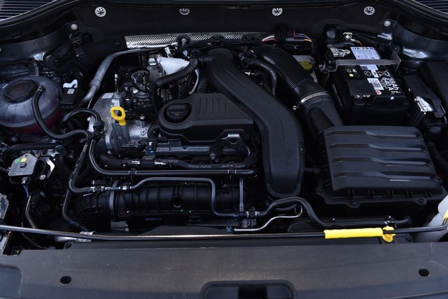 Volkswagen Taos Vehicle Image 22