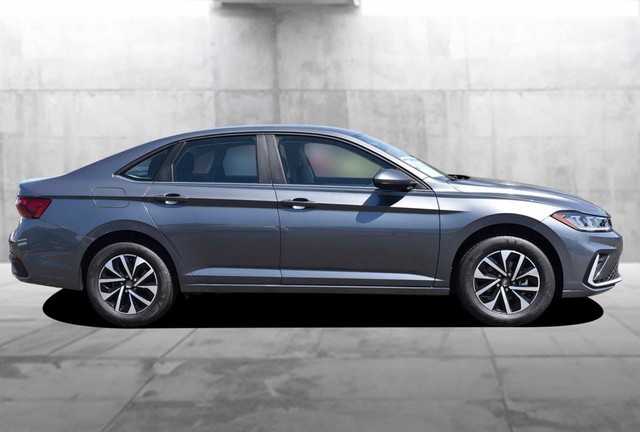Volkswagen Jetta Vehicle Image 05