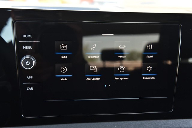 Volkswagen Jetta Vehicle Image 14