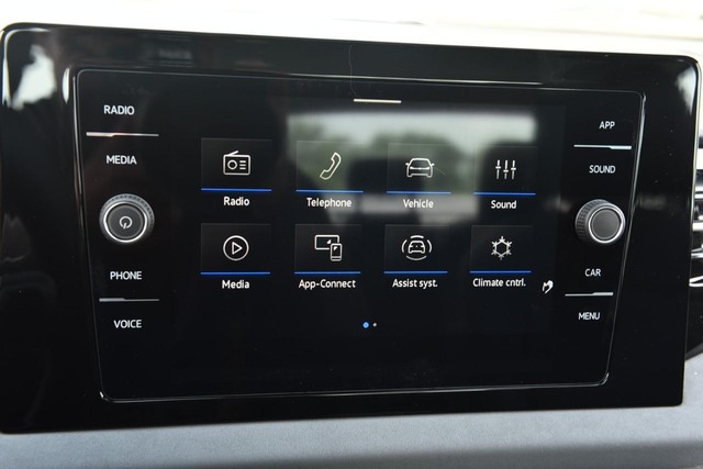 Volkswagen Jetta Vehicle Image 14