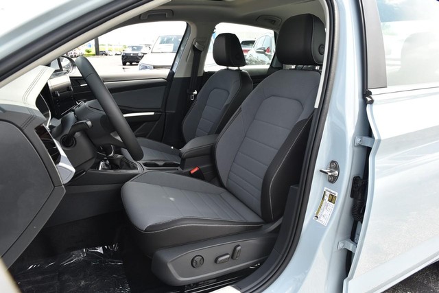 Volkswagen Jetta Vehicle Image 20