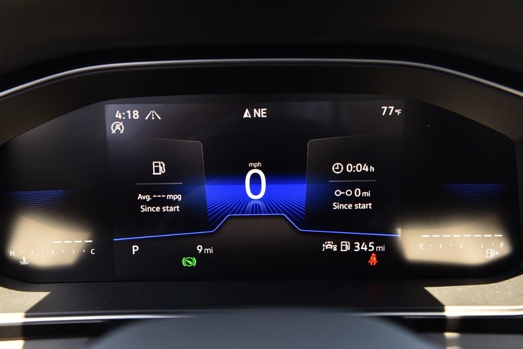 Volkswagen Jetta Vehicle Full-screen Gallery Image 12