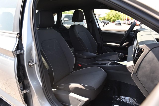 Volkswagen Jetta Vehicle Image 20