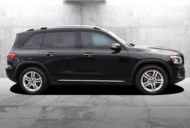 Mercedes-Benz GLB Vehicle Image 05