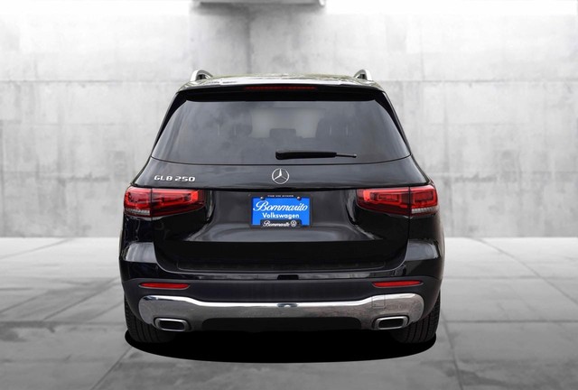 Mercedes-Benz GLB Vehicle Image 06