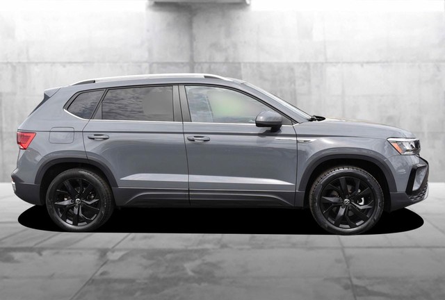 Volkswagen Taos Vehicle Image 05