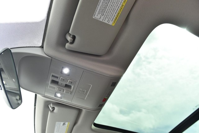 Volkswagen Taos Vehicle Image 22