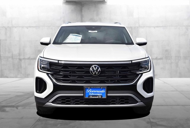 Volkswagen Atlas Cross Sport Vehicle Image 04
