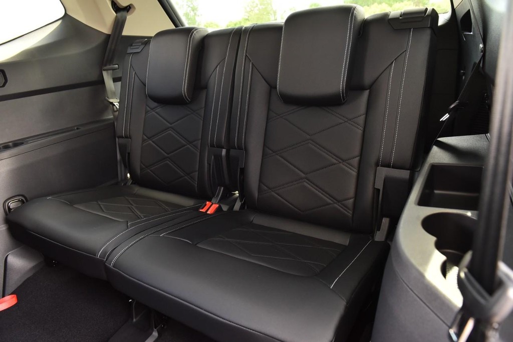 Volkswagen Atlas Vehicle Full-screen Gallery Image 23