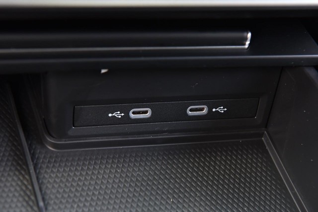 Volkswagen Atlas Vehicle Image 15