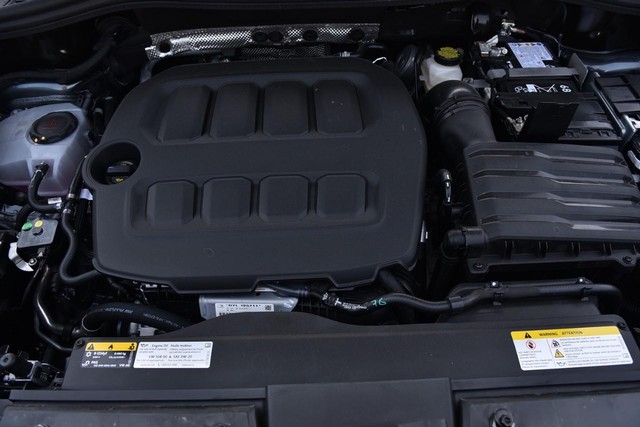 Volkswagen Tiguan Vehicle Image 27