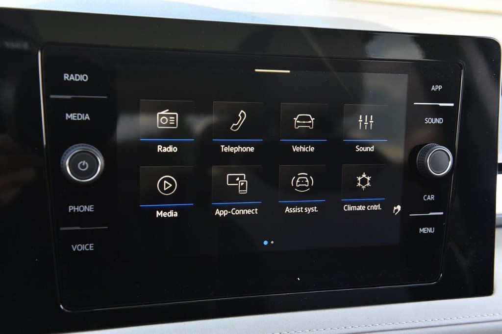 Volkswagen Taos Vehicle Full-screen Gallery Image 13