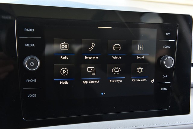Volkswagen Taos Vehicle Image 13