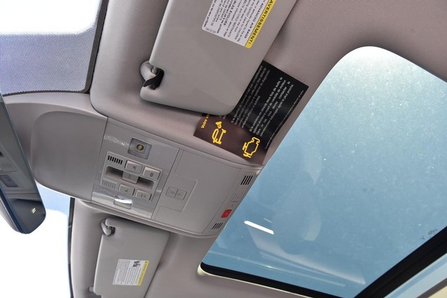Volkswagen Taos Vehicle Image 22