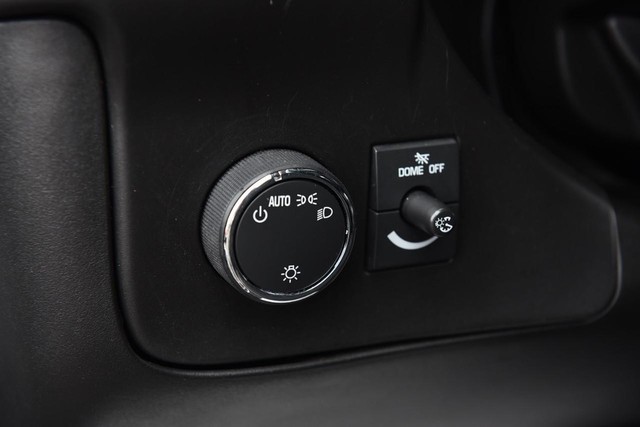 GMC Savana Cargo Van Vehicle Image 10